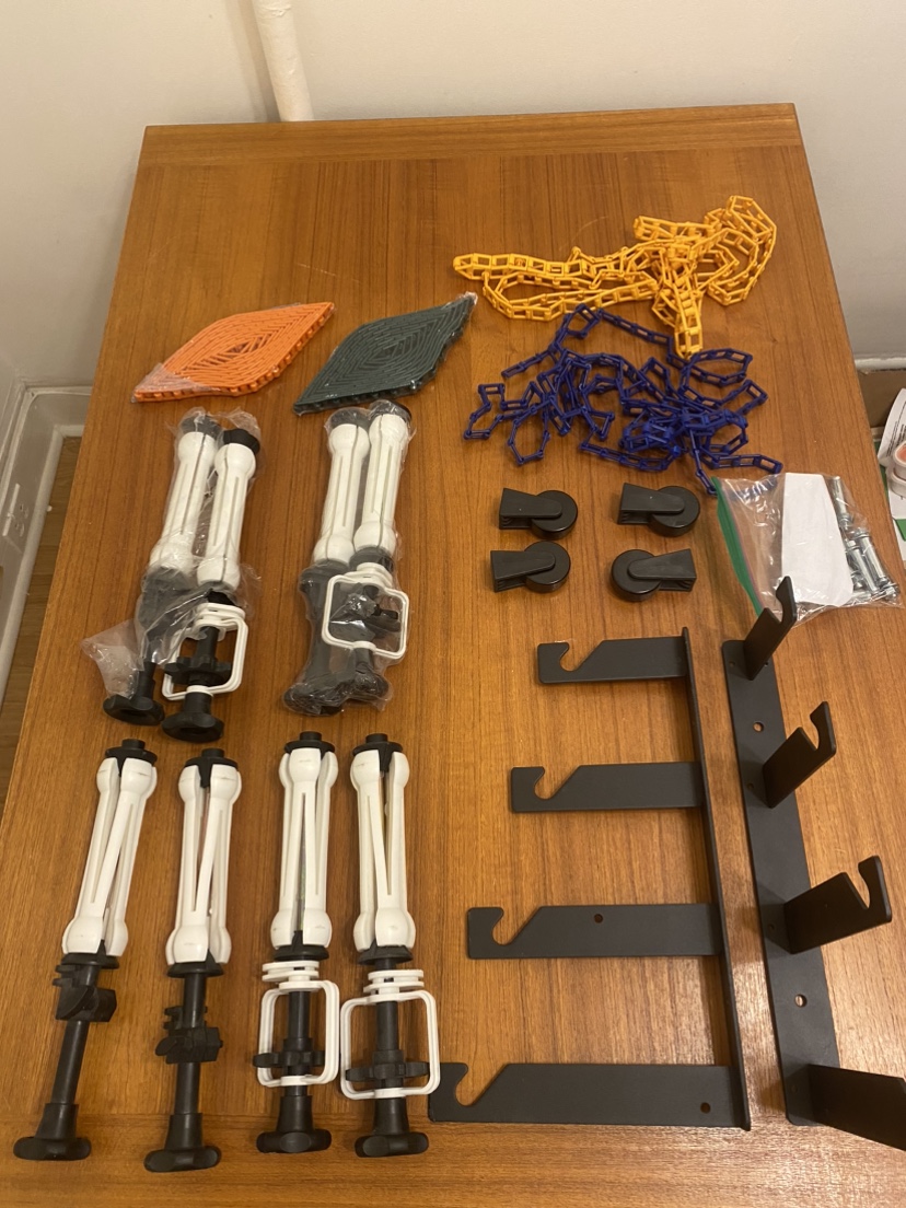 Wall mounted photoshoot backdrop holder thumbnail