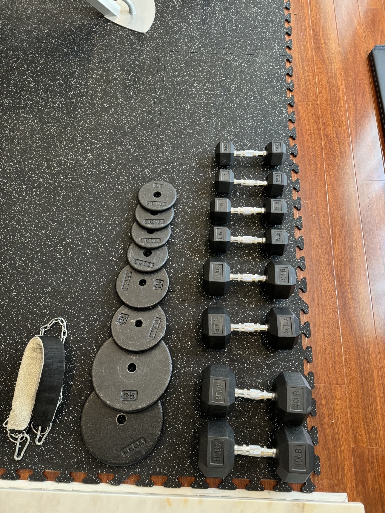 Weights sets + accessories thumbnail