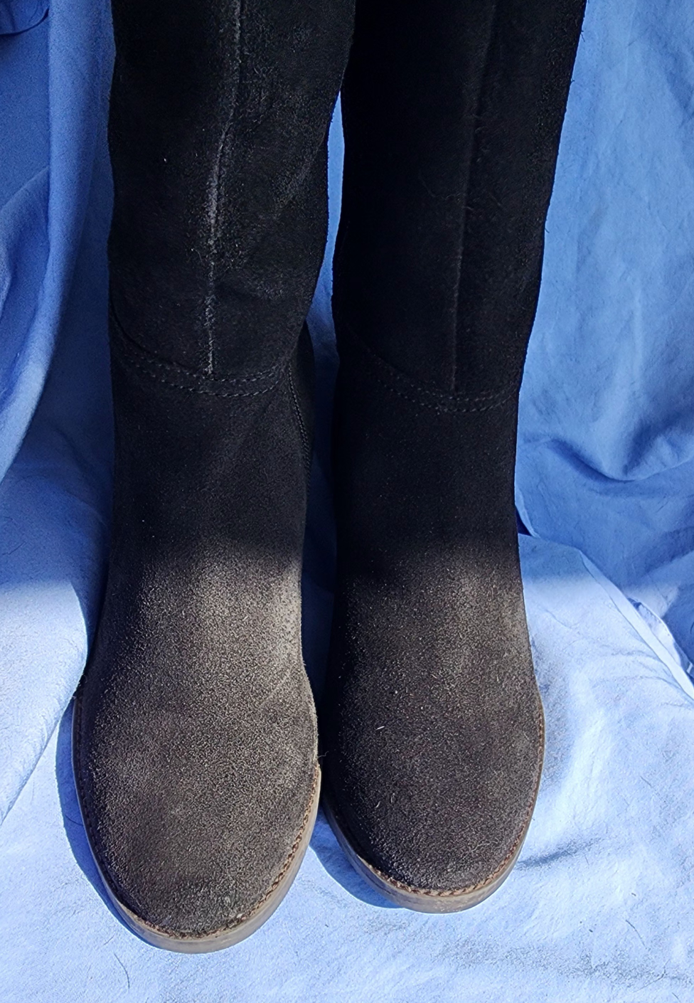 Womens Knee High Suede Boots BNIB image indicator(7)
