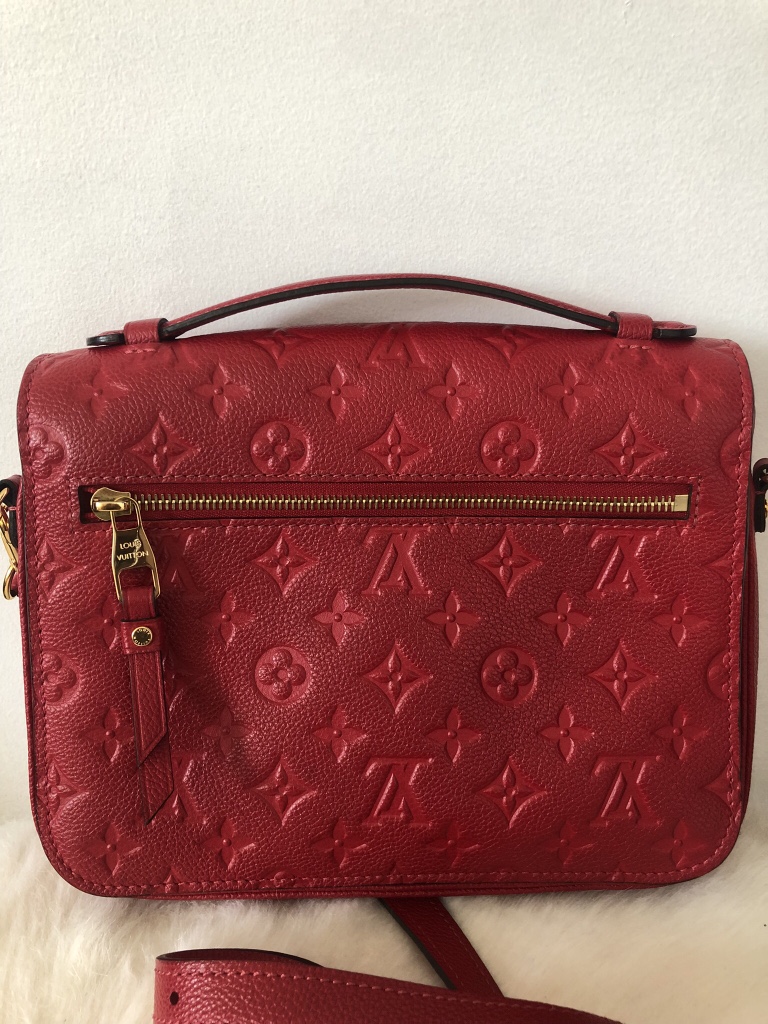 Louis Vuitton Pochette Métis Handbag - photo 5