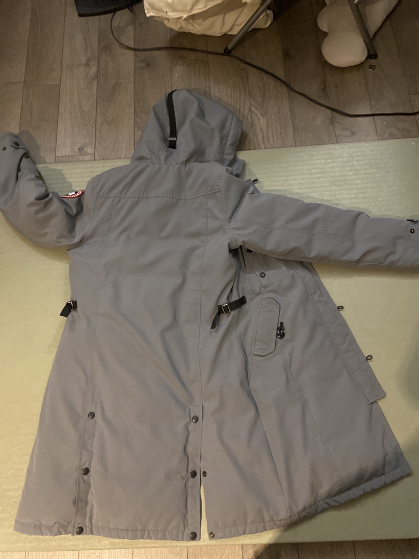 “Canada Goose” Gray women’s jacket - photo 2