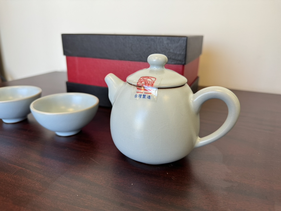 Elegant Tea Set Gift - photo 2