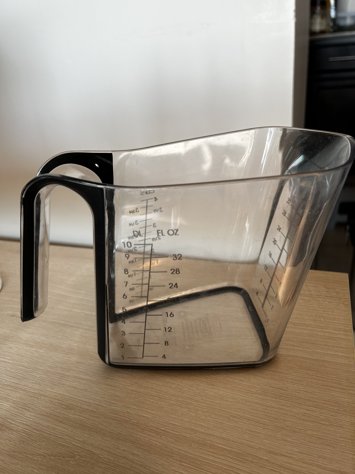 Measuring cup thumbnail