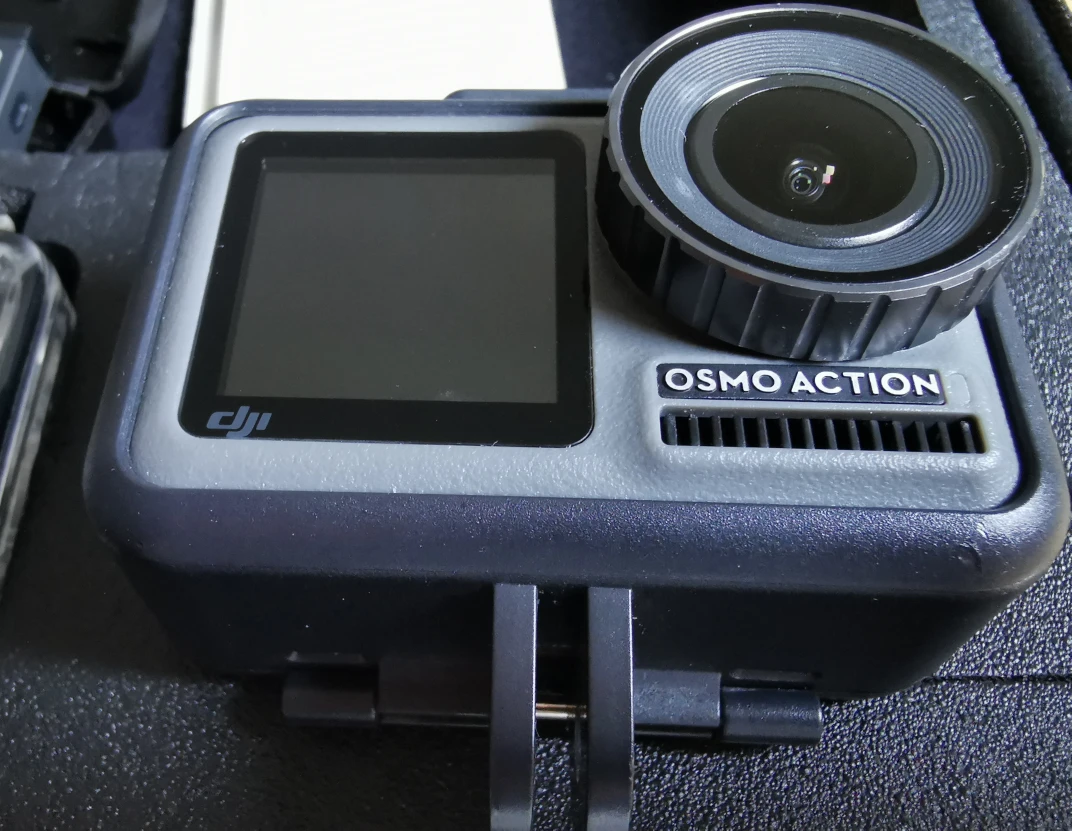 DJI Osmo Action Adventure Combo