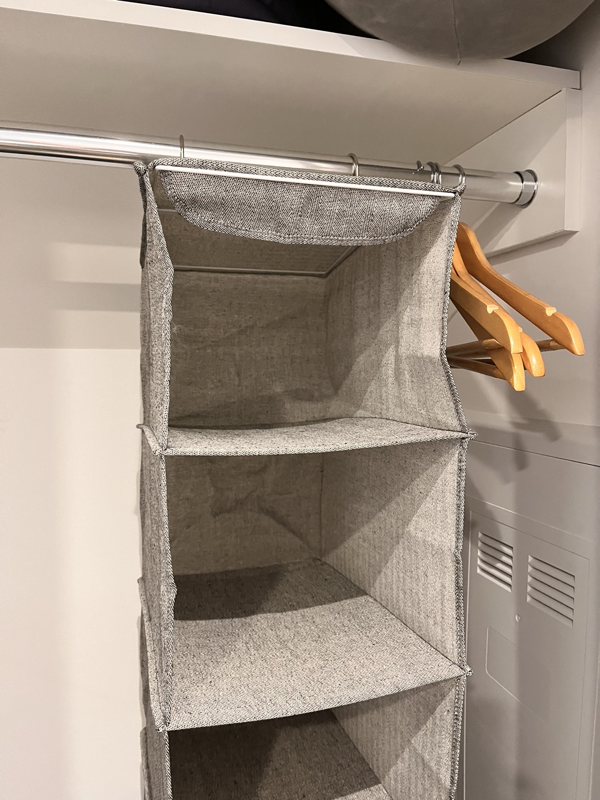 Closet storage for clothes - photo 3