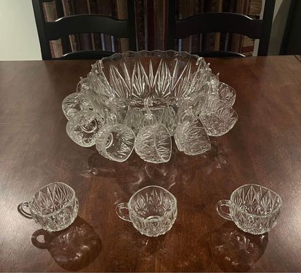 Vintage Williamsport Hazelware Crystal Glass Punch Bowl