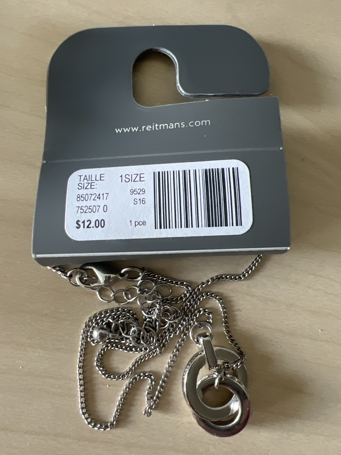 Reitmans necklace image indicator(3)