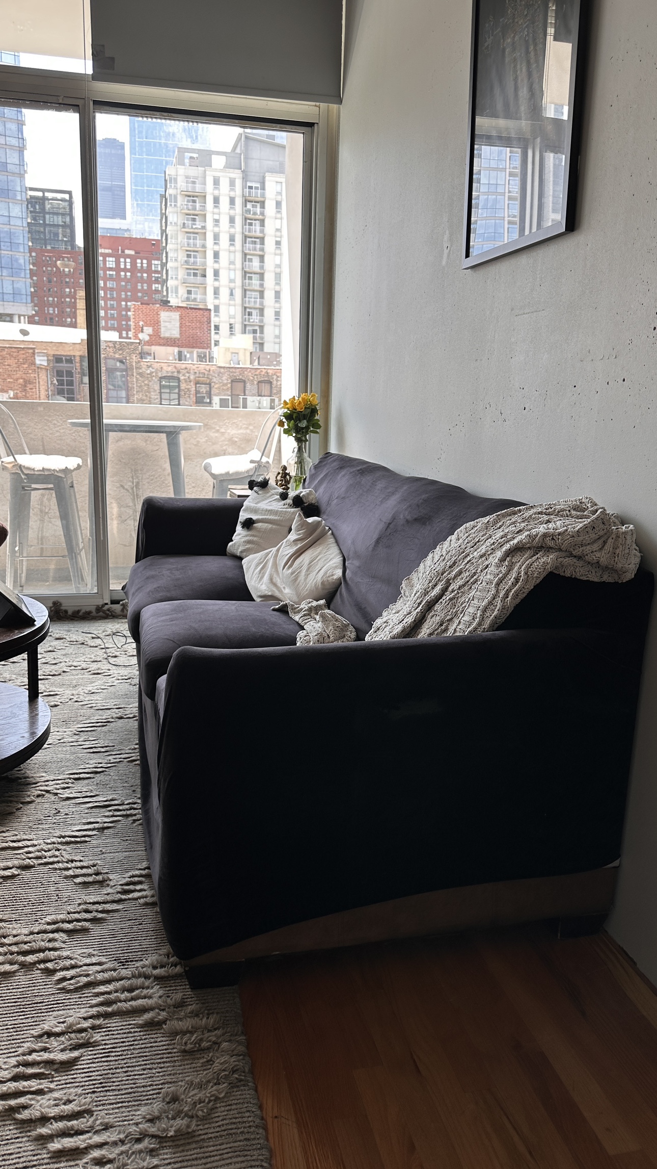 Free 3 seater couch with queen size mattress inside - photo 4