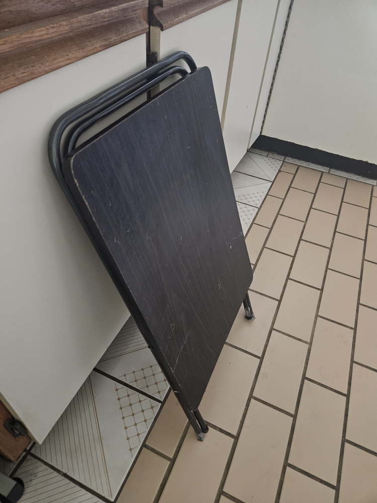 Foldable Tray Table - photo 4