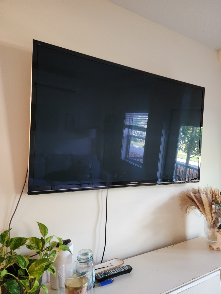 60" 3D PLASMA HDTV, INFINITE BLACK PRO, VIERA CONNECT SMART TV - photo 2