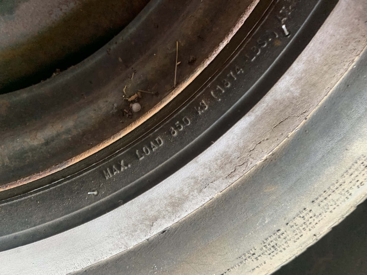 4 Steel Car Rims Vintage W/ Tire Tubes SIDEWALLS CRACKING - photo 5