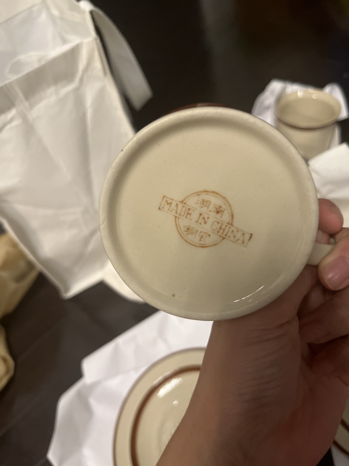 Set of 3 Mugs & plates image indicator(4)