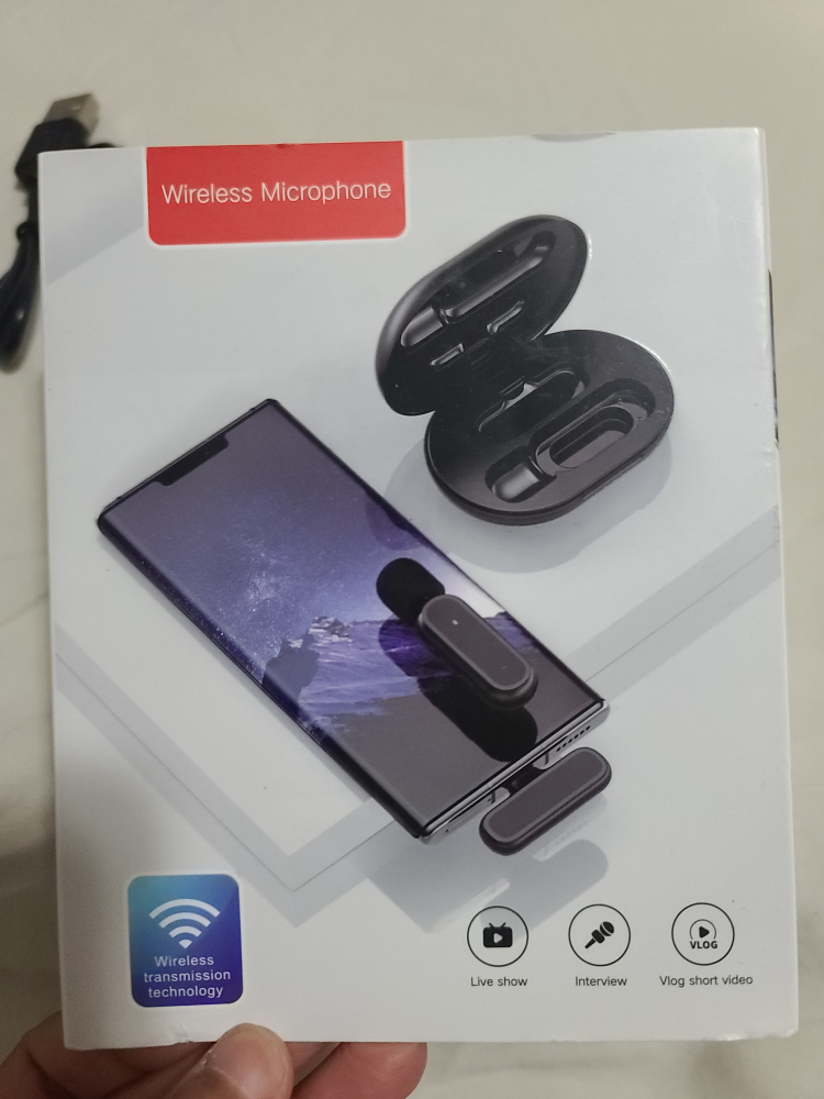Wireless USB-C Microphones thumbnail