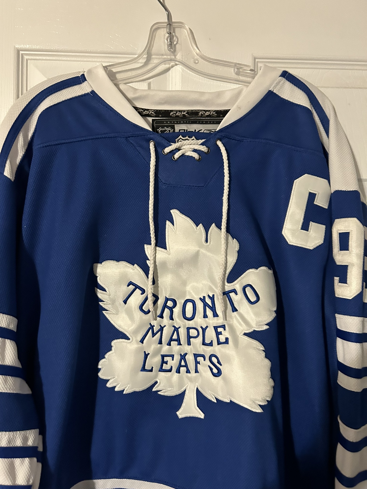 Reebok Doug Gilmour Toronto Maple Leafs Hockey Jersey XL image indicator(2)