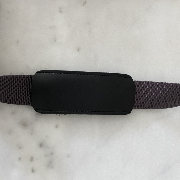 MEC Unisex Crossbody Travel Bag image indicator(3)