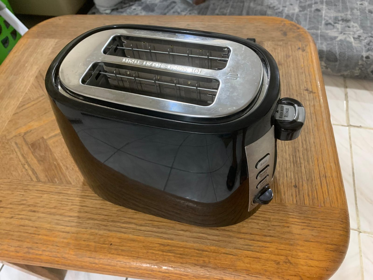Bread toaster - photo 2