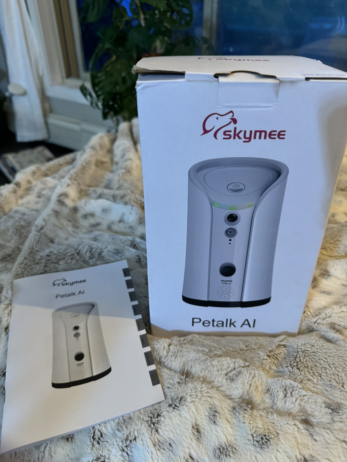 Pet camera