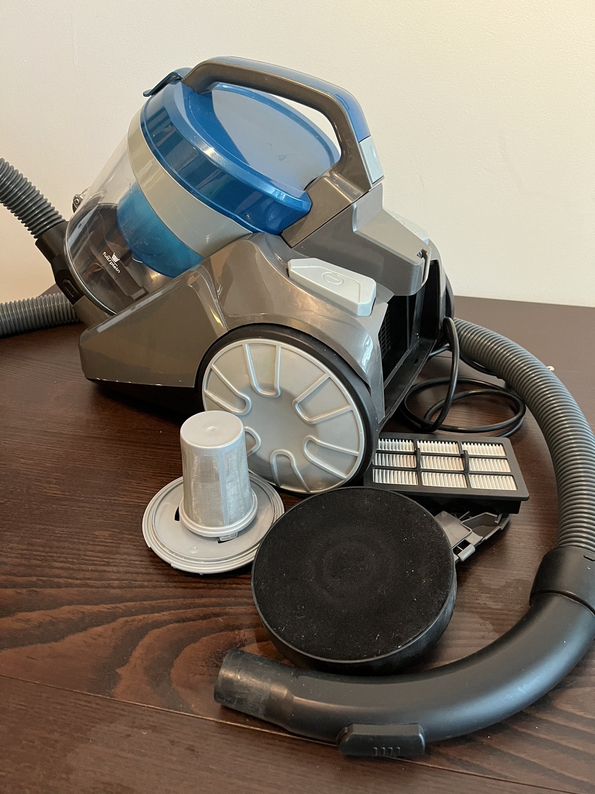 Bissell Vacuum Cleaner - photo 3