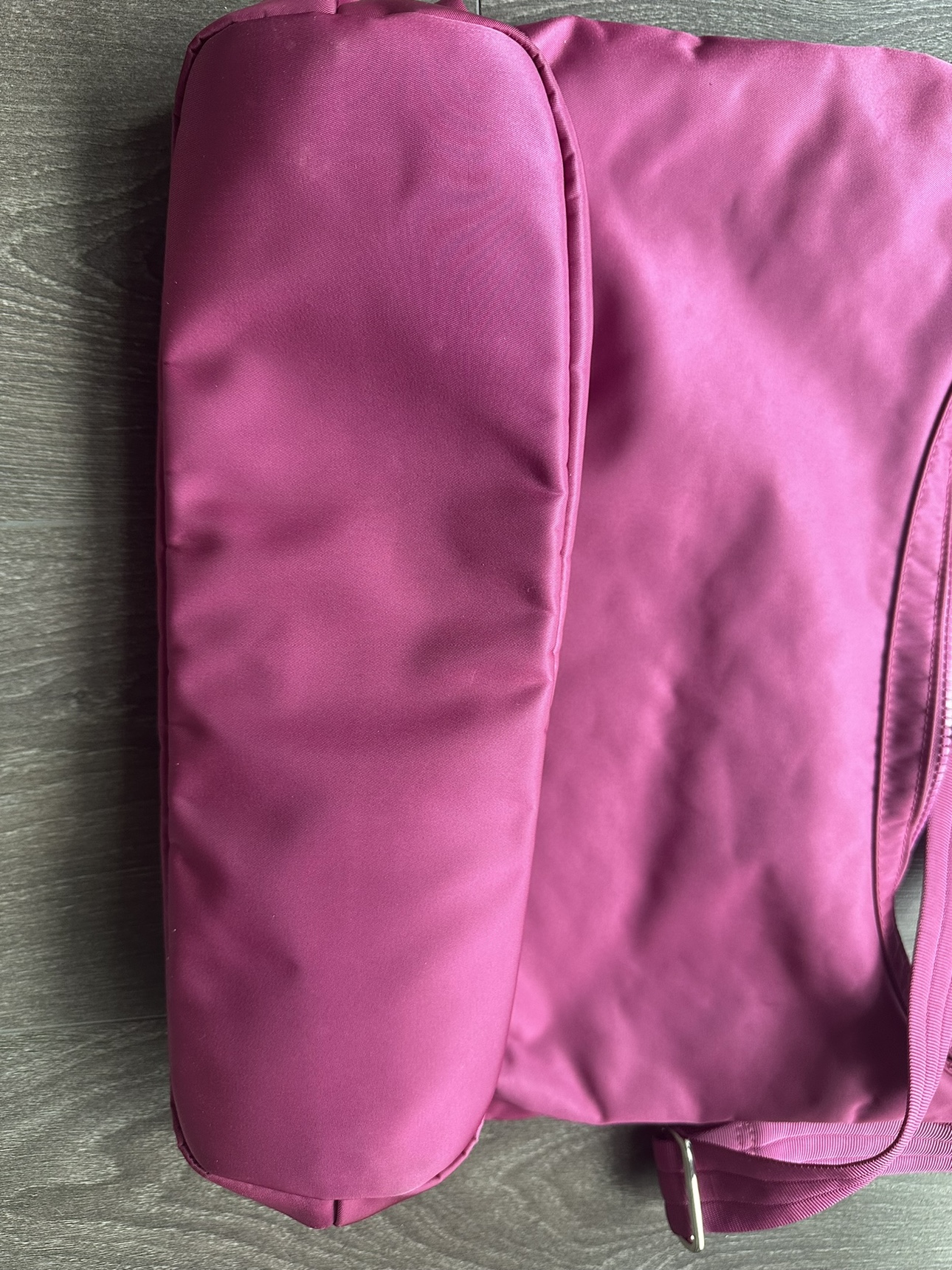 Longchamp Crossbody Messenger bag like new image indicator(10)