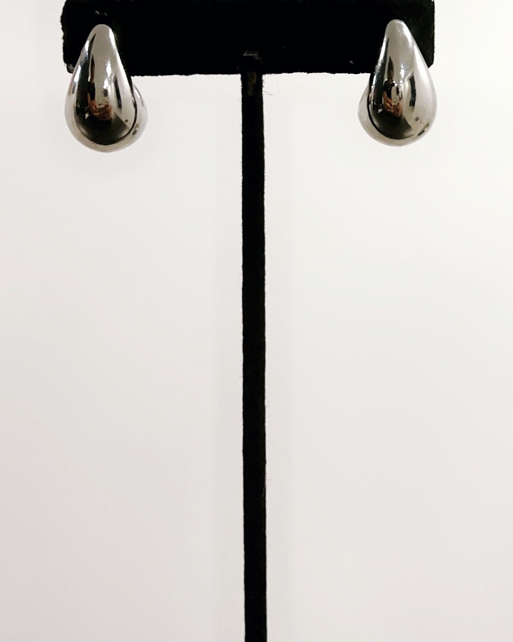 Gold and Silver Statement Fashion Earrings image indicator(3)