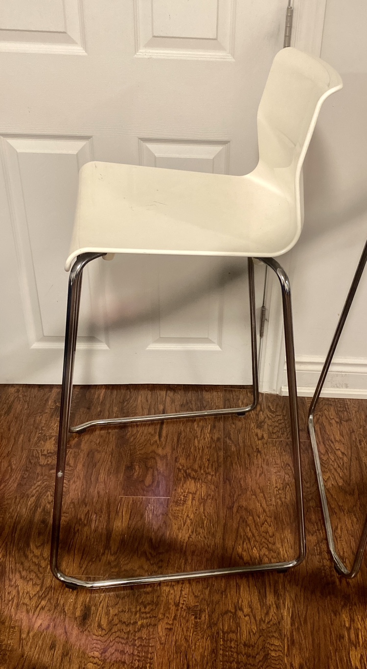 2 Bar stools - photo 3