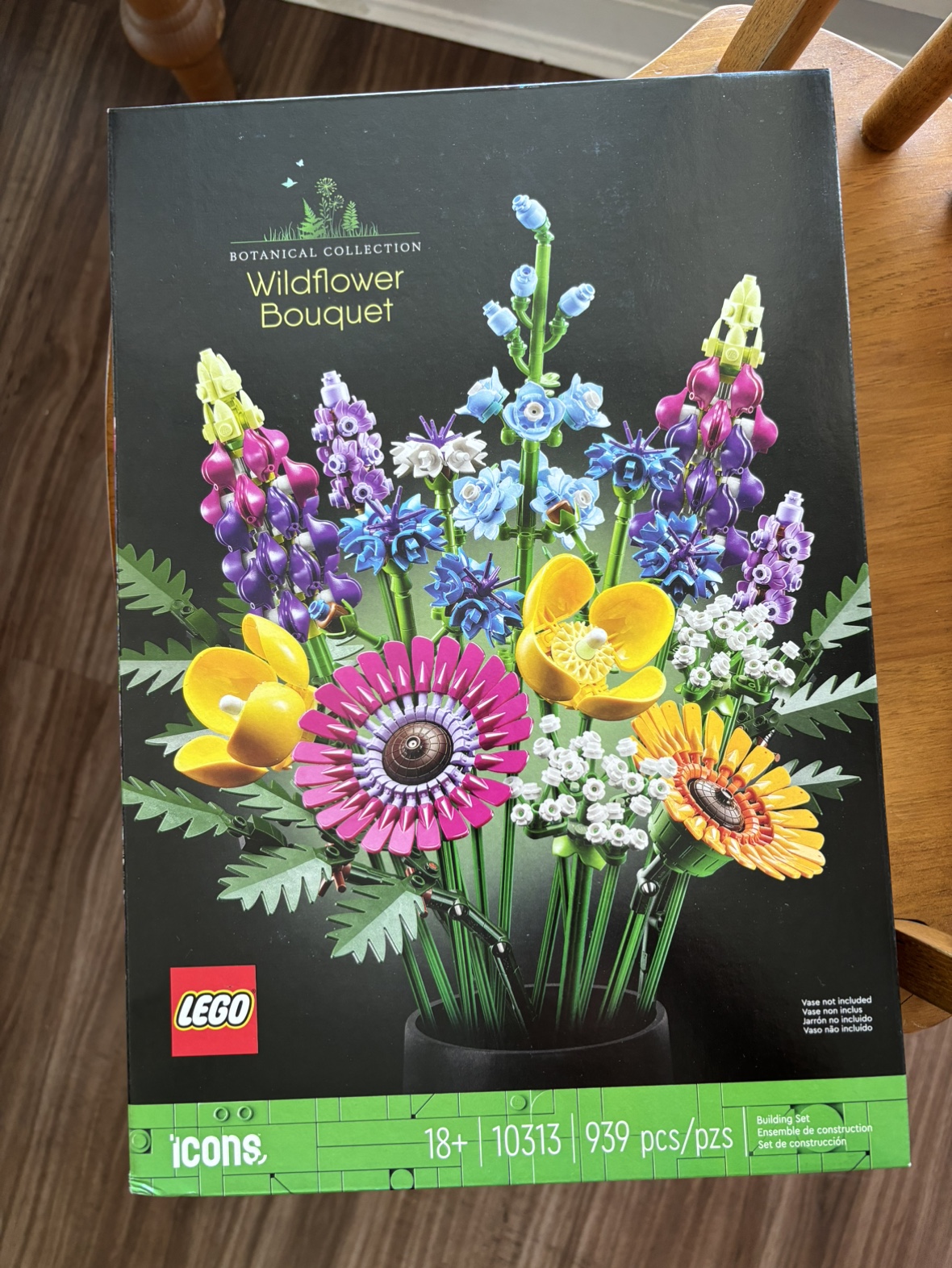 Unopened LEGO wildflower bouquet - photo 2