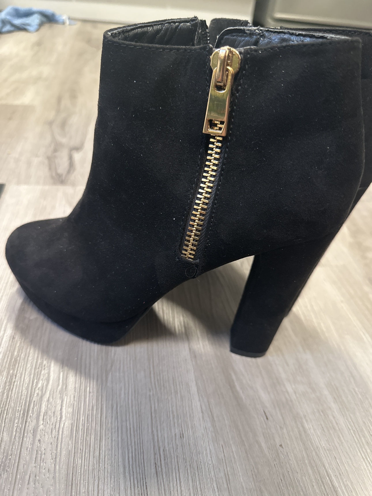 New Aldo Suede Heels image indicator(3)