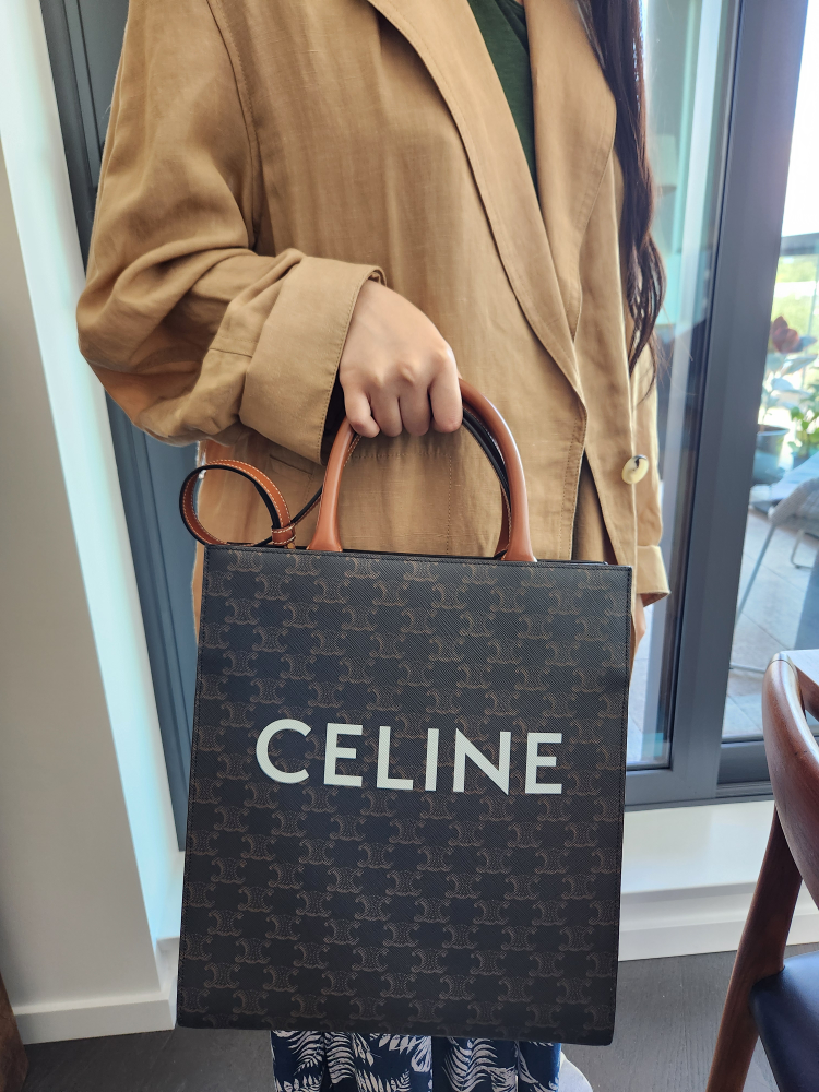 Celine Vertical Bag - photo 3
