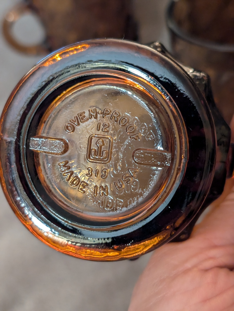 VINTAGE Fire King Anchor Hocking Set of 4 Amber Kimberly Mugs⚽ image indicator(8)