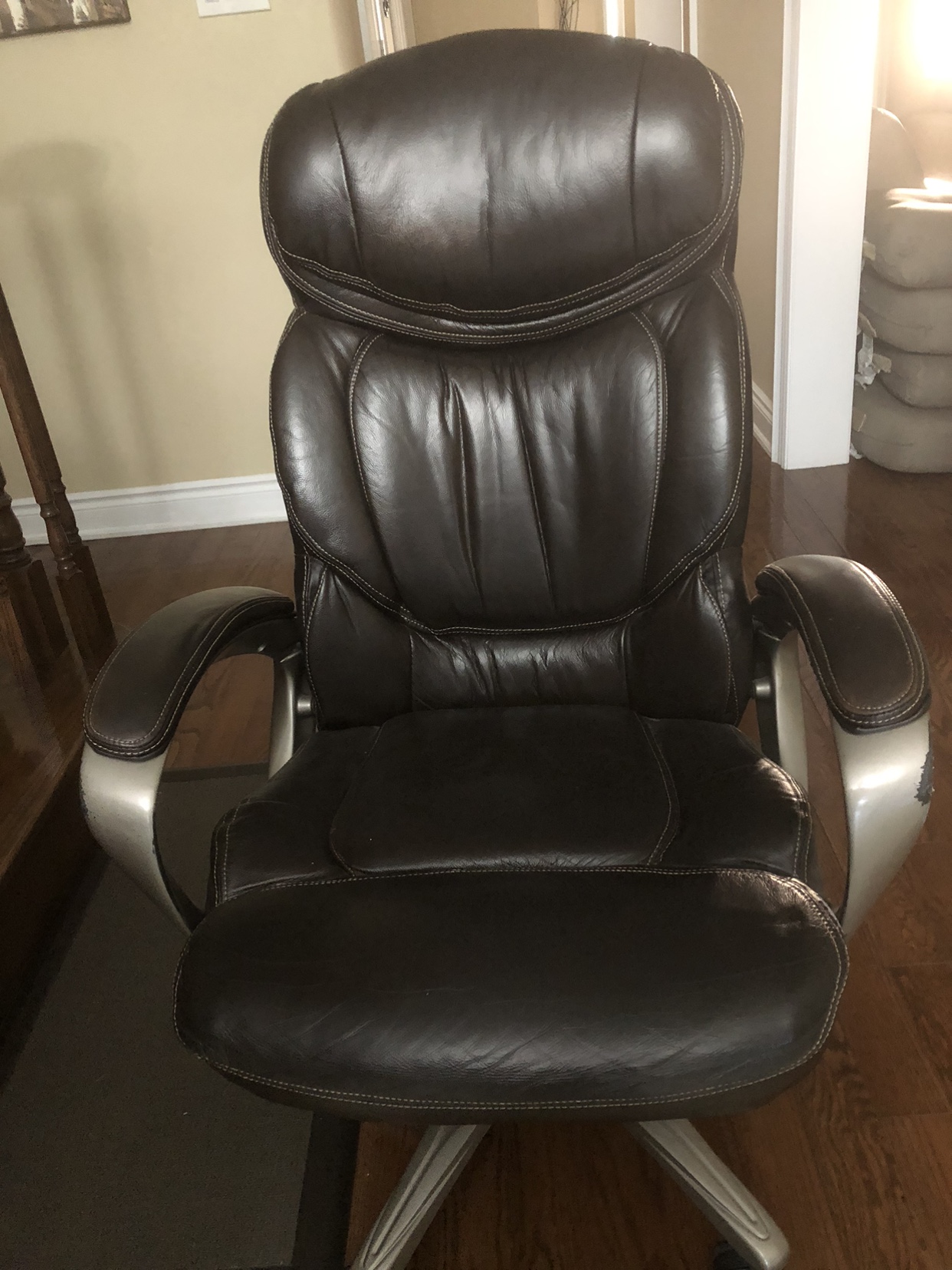 Office chair - photo 3