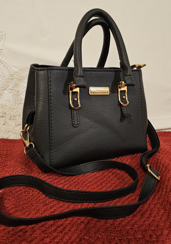 #freecycle Black Handbag with Gold Hardware