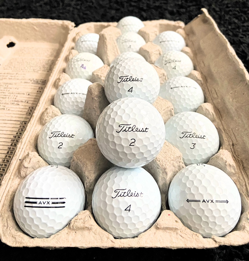 18 Titleist AVX Golf Balls