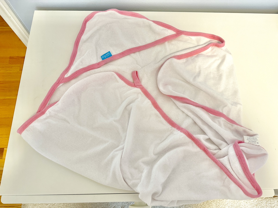 TWO carseat covers image indicator(6)