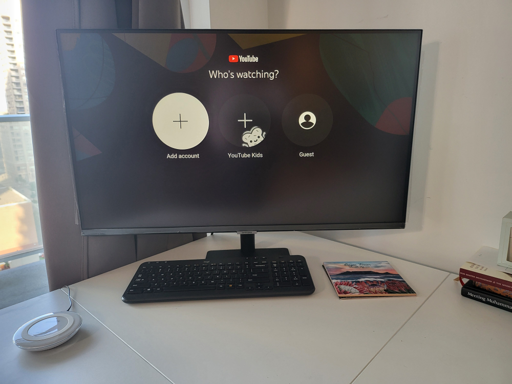 32” M7 Smart White UHD Monitor with Smart TV - photo 3