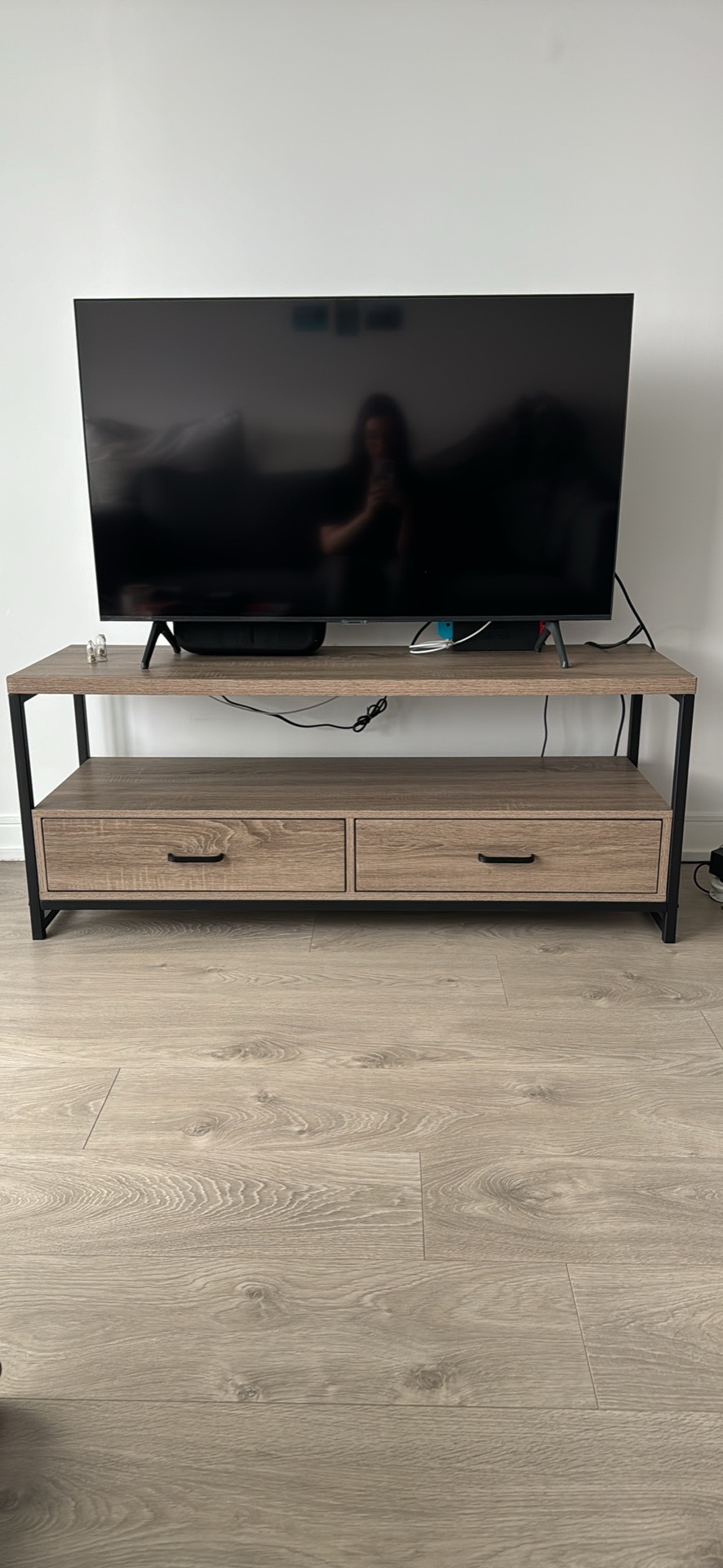 TV Stand Candace & Basil thumbnail
