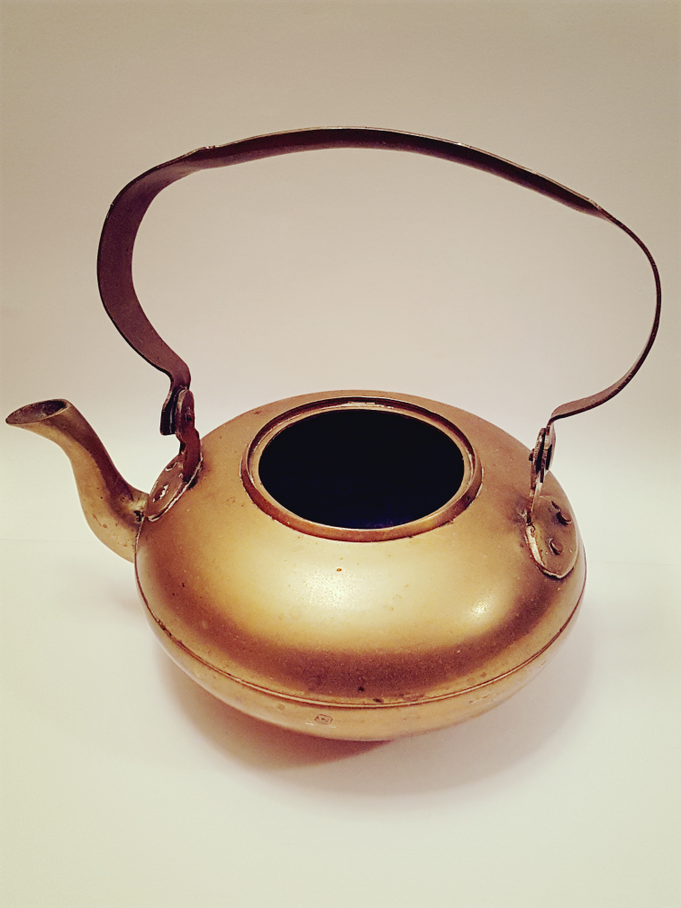 4 vintage ornaments image indicator(4)