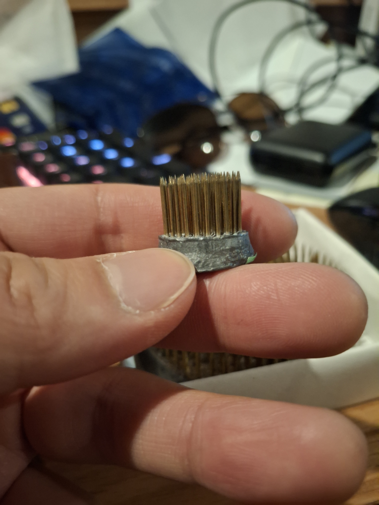 Metal Floral Pin Holder Flower Frog image indicator(5)