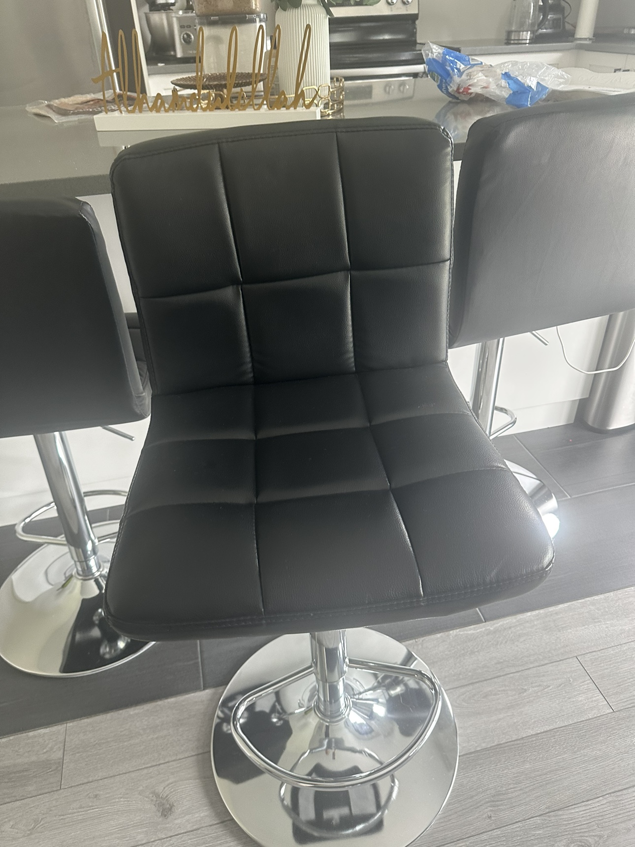 4 Barstools - photo 2