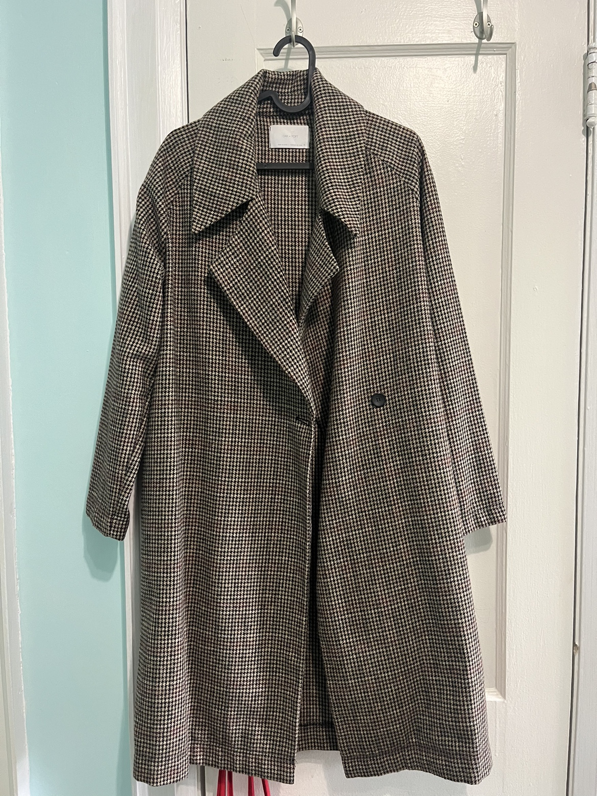 Oak + Fort Houndstooth Coat image indicator(2)