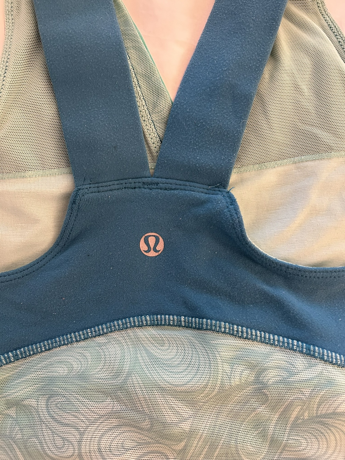 Lululemon Tank Top image indicator(5)