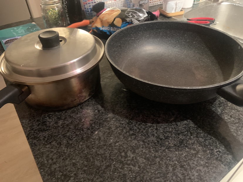 (Free pot) No stick pot & middle size soup pot thumbnail
