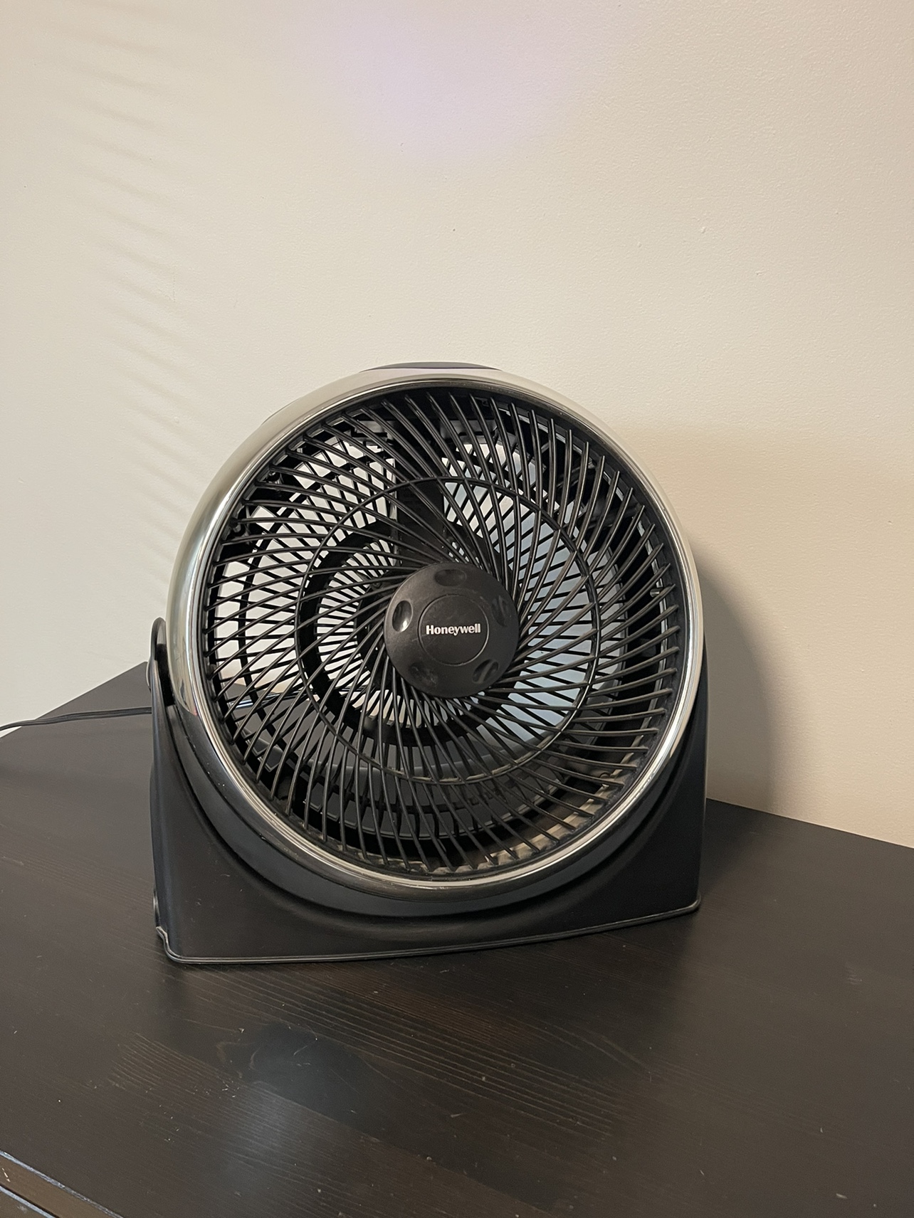 Honeywell 3 Speed Fan - photo 5