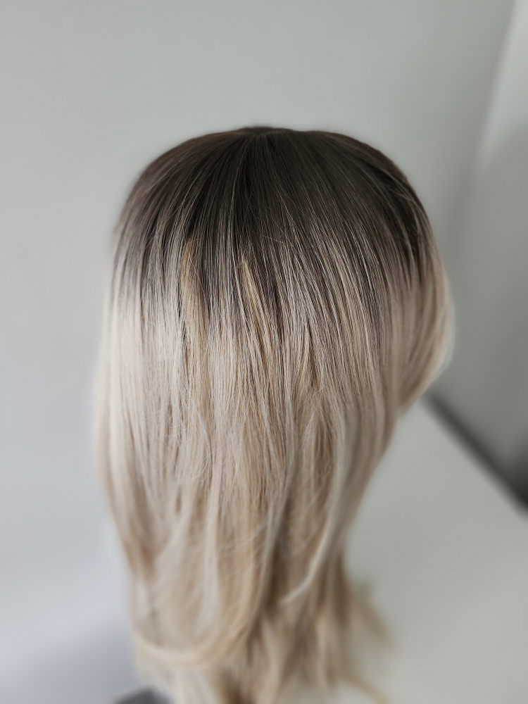Blonde Layered Synthetic Wig - photo 3