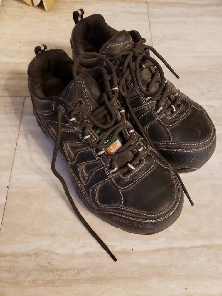 steal toe safety shoes