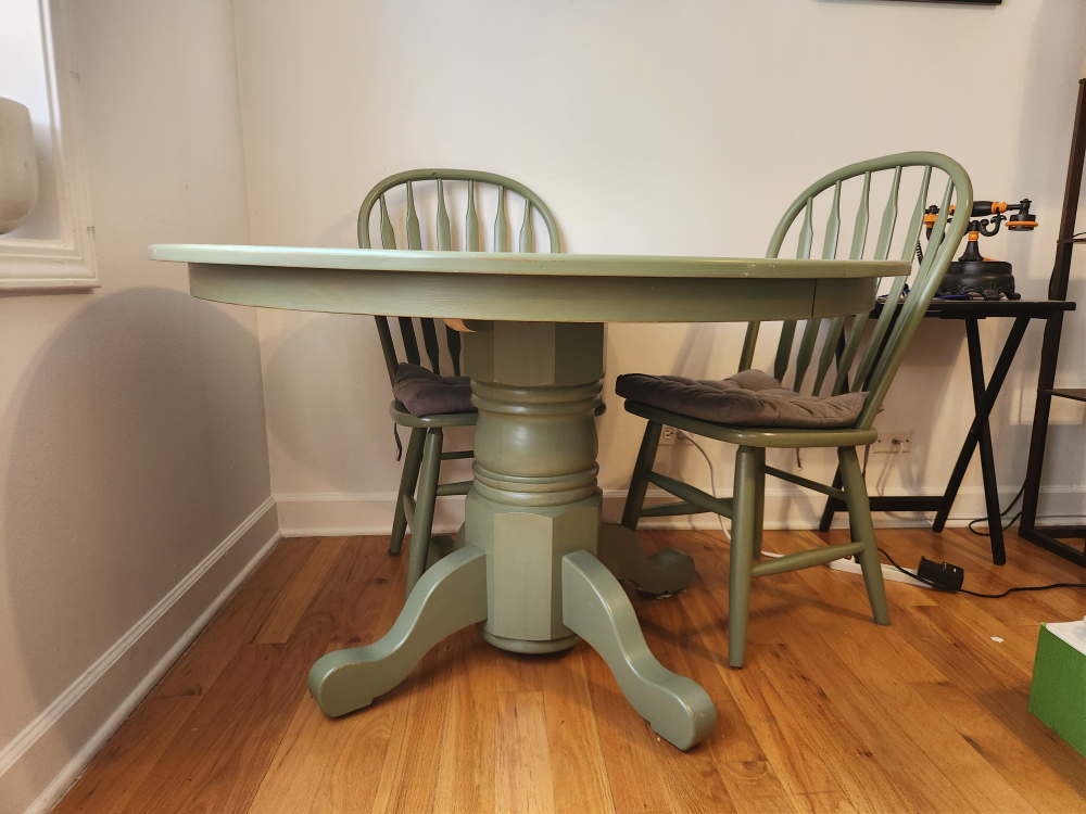 Green Round Table and Four Chairs - photo 3