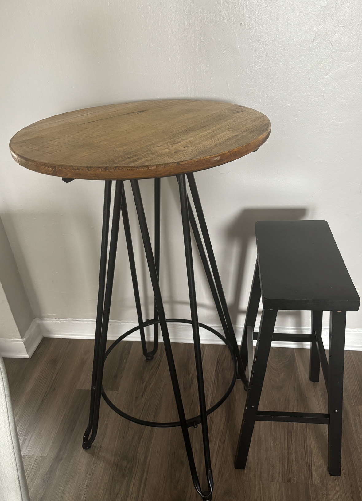 Bar Table