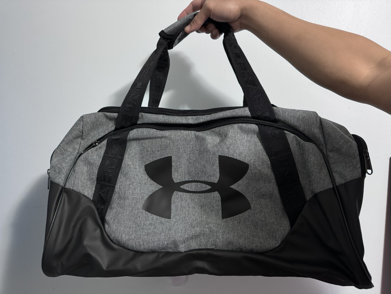 Hurley duffle bag