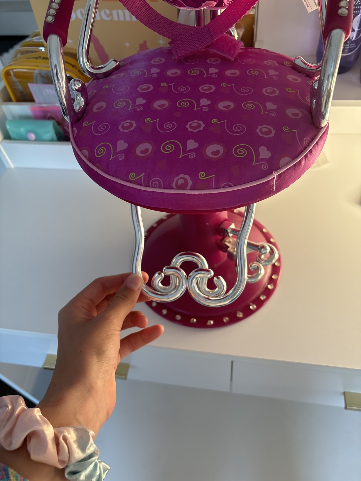 Pink Doll Salon Chair - photo 4