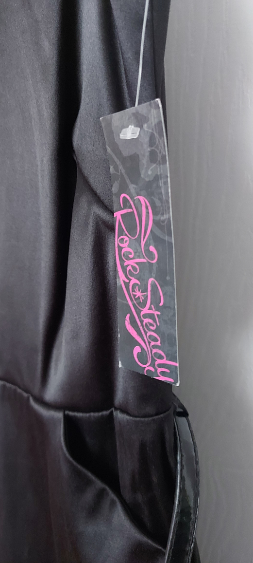 🆕Little black dress size small image indicator(4)