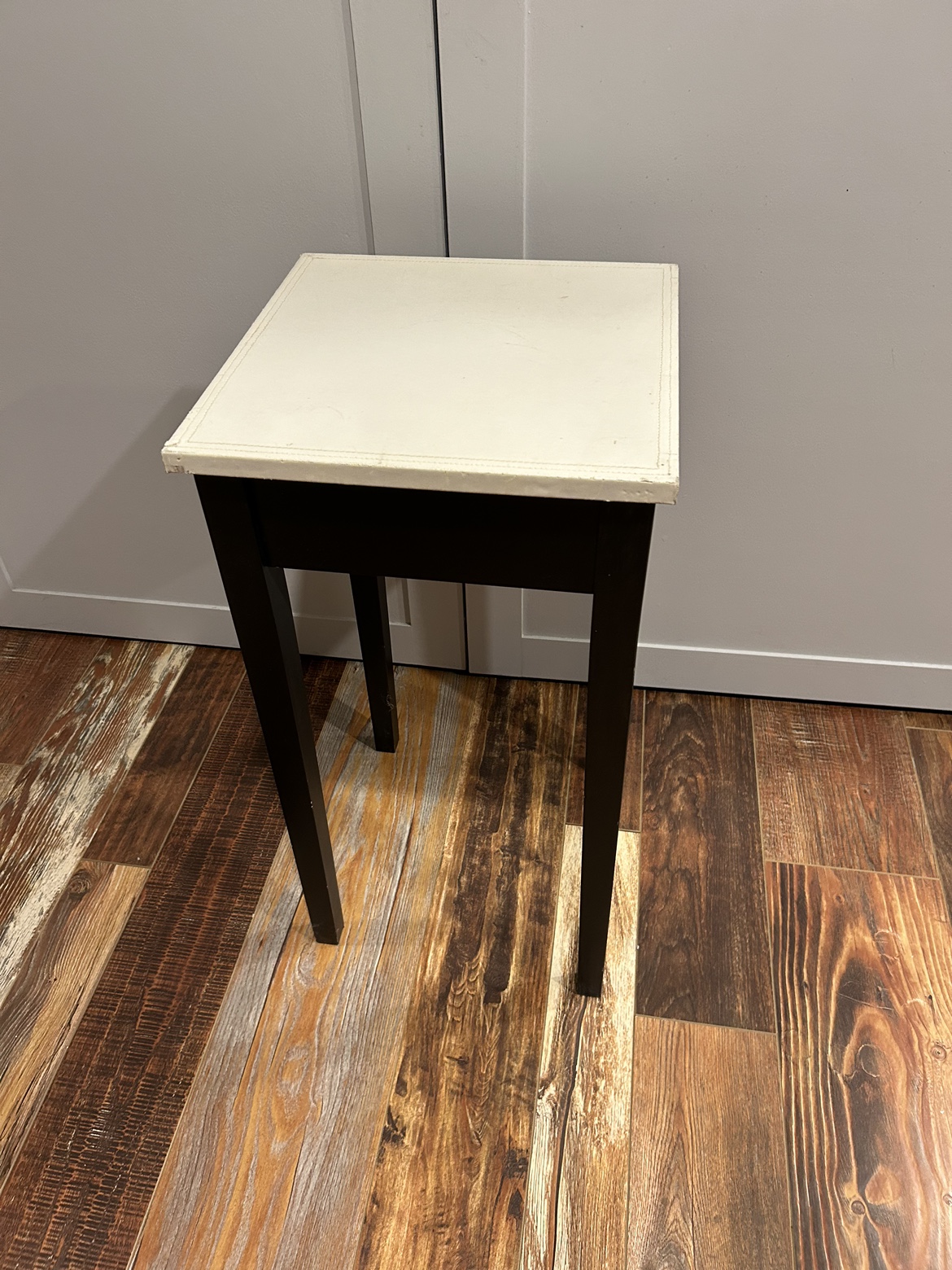 Black and White End Table thumbnail